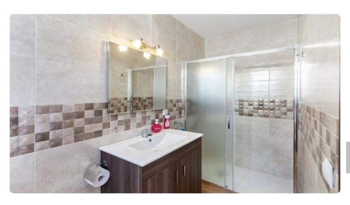 Apartamento En Olvera Con Garaje 외부 사진