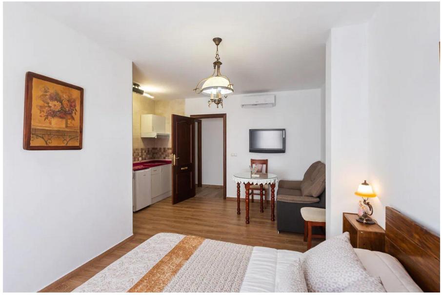 Apartamento En Olvera Con Garaje 외부 사진