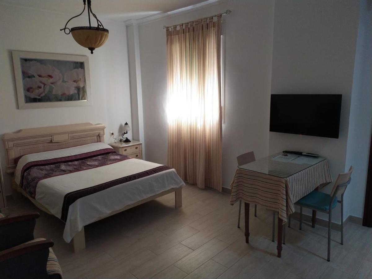 Apartamento En Olvera Con Garaje 외부 사진
